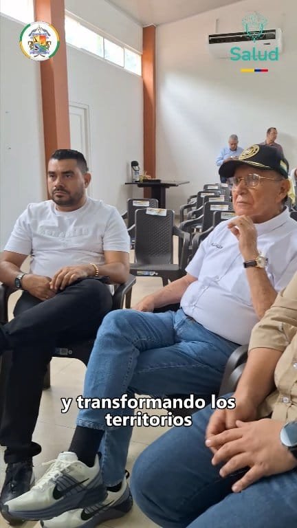 Los alcaldes de los municipios de Vista Hermosa, Juan Andrés Gómez; y