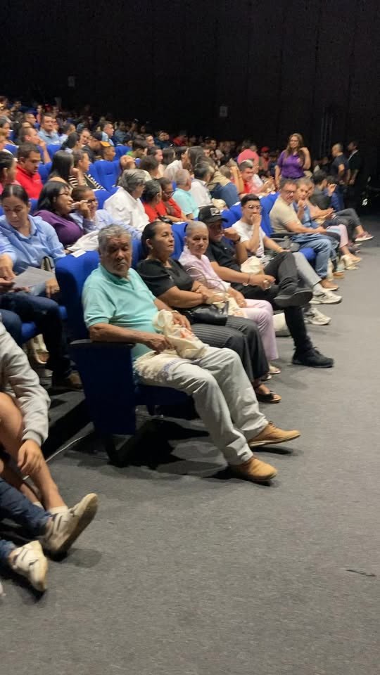 #Acacías. Gran asistencia en la apertura del Festival de Teatro en el