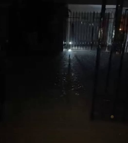 Debido al fuerte aguacero en los últimos minutos, algunos sectores de Acacias