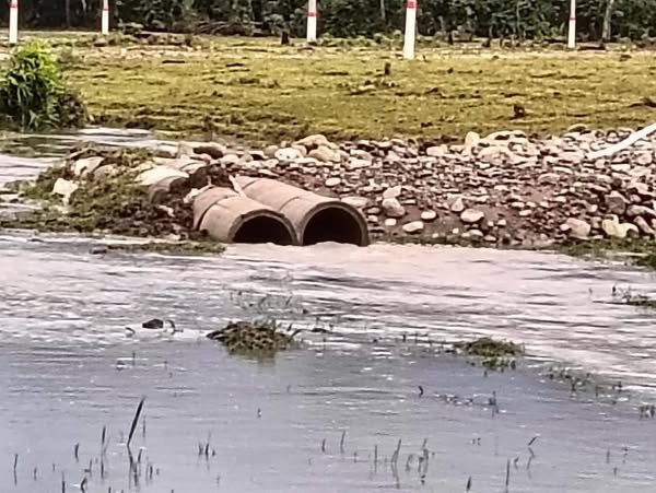 #Acacías #Inundaciones Nos envían estas fotografías de un proyecto de lotes en