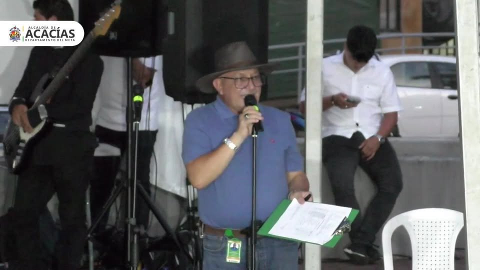 #AEstaHora #EnVivo Desde el parque principal como todos los últimos viernes de