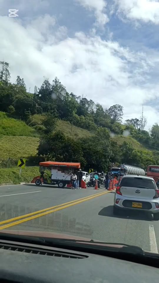 #VíaABogotá #RecuperandoAcacías Señores Concesionaria Vial Andina - Coviandina, Agencia Nacio...