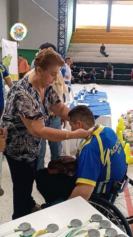 CORAZONES QUE COMPITEN, SUEÑOS QUE AVANZAN. Las II Olimpiadas Especiales 2025 reúnen