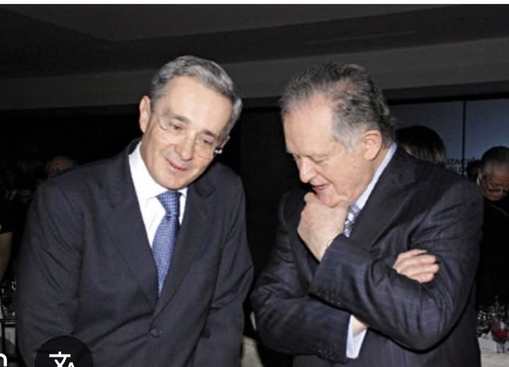 #gobiernodelrico Entre 2002 y 2010, bajo el gobierno de Álvaro Uribe Vélez,