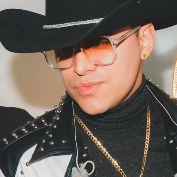 Los seis fallecidos del siniestro aéreo en la avioneta del cantante de