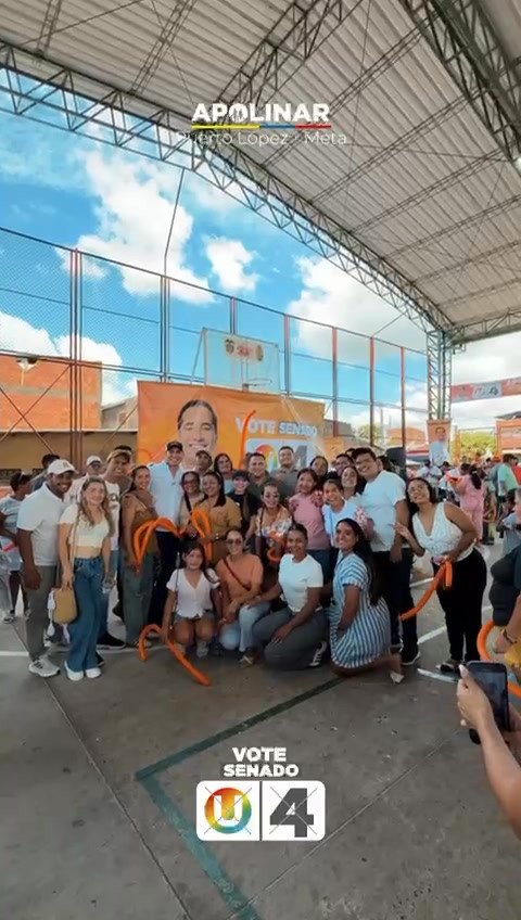 Oscar Apolinar en Puerto López compartió con quienes sostienen el país día